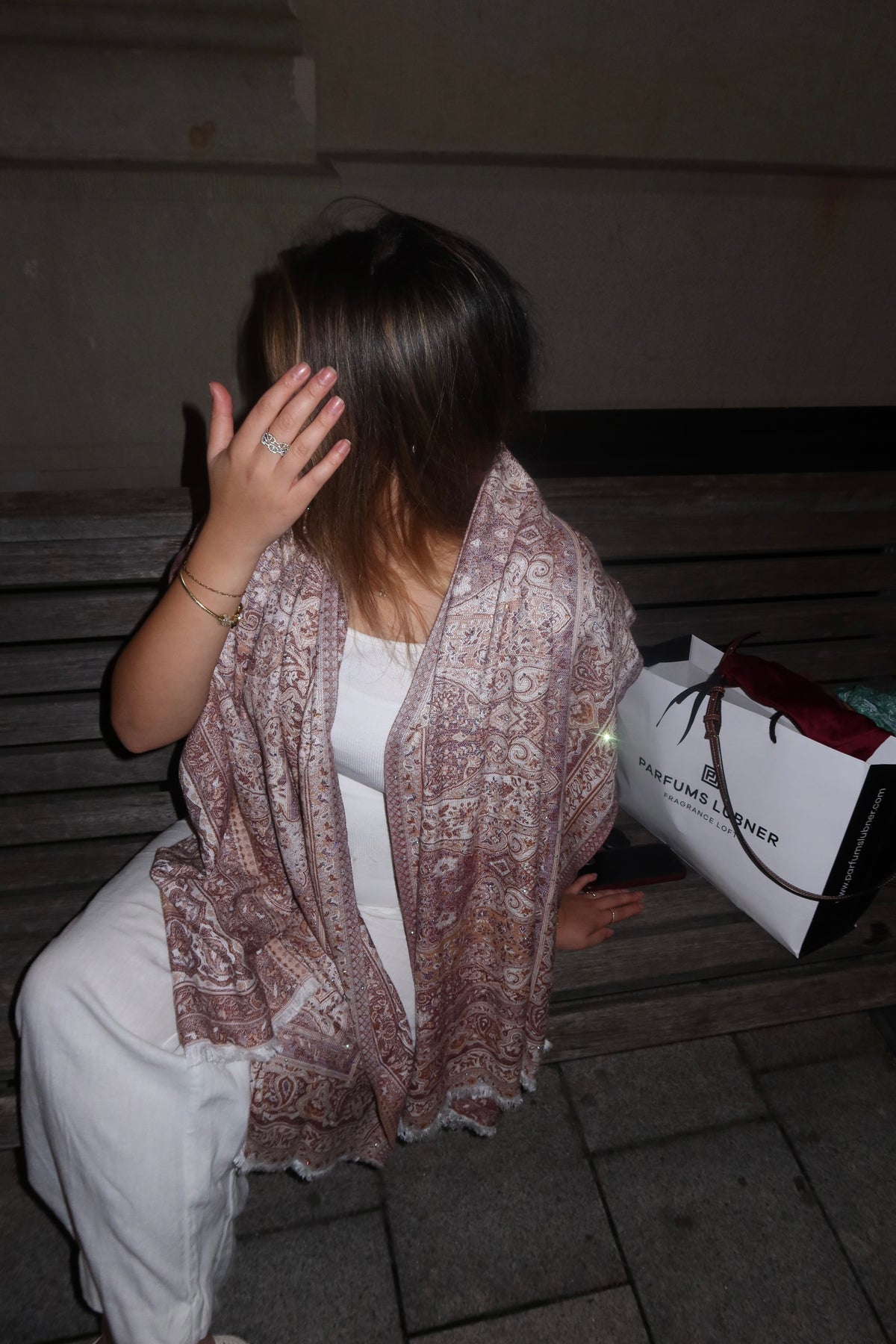 Hijab im Pashmina-Look